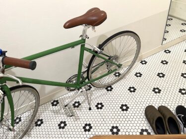 玄関の壁に壁紙保護シートを貼った話など